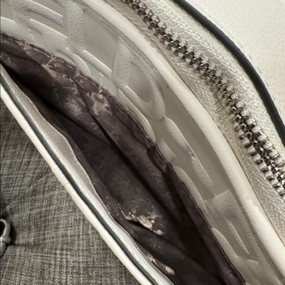 Karl Lagerfeld Bag White Logo Crossbody NWT - Picture 14 of 17